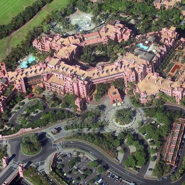 Hotel Abama vista aérea de los jardines